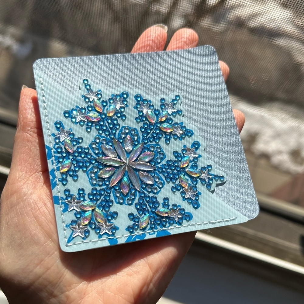 Diamond Art SNOWFLAKE 03 Corner Bookmark, Blue, White, Sparkly, Bling - Picture 8 of 17